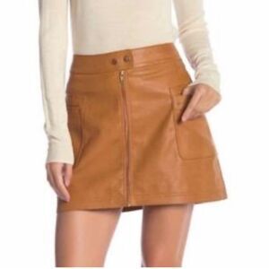 FREE PEOPLE Women’s Tan Camel Faux Leather Mini Skirt Sz 2